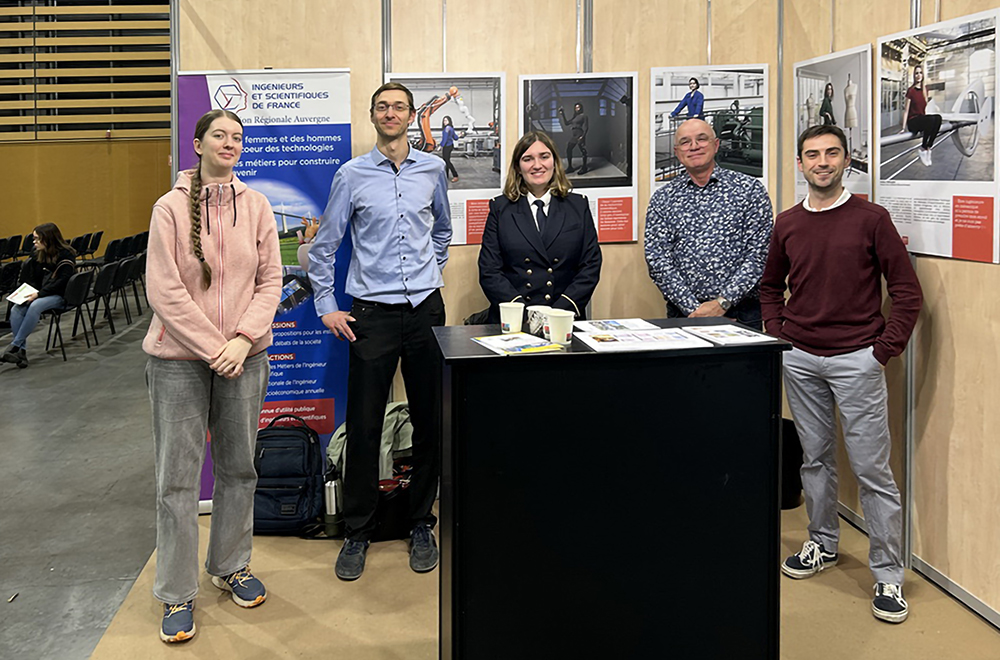 IESF aux salons et forums d'orientation en Auvergne.